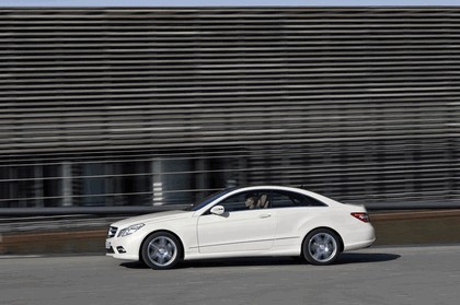 2009 Mercedes-Benz E-klasse coupé AMG sports package 36