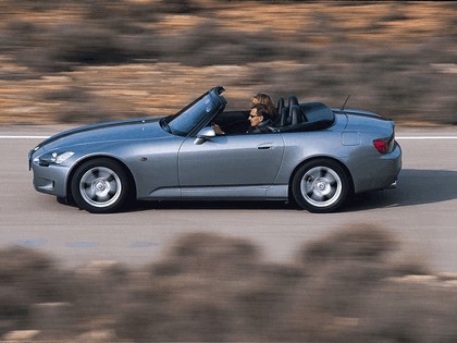 2000 Honda S2000 23