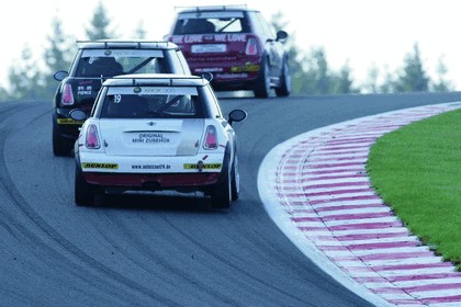 2007 Mini Challenge 19