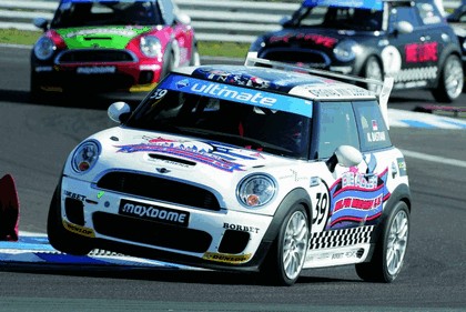 2008 Mini Challenge 18