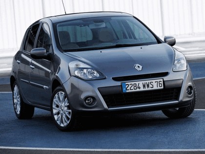 2009 Renault Clio 5-door 1