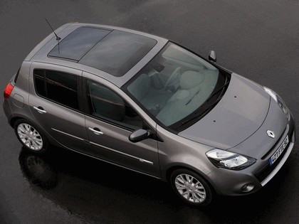 2009 Renault Clio 5-door 5