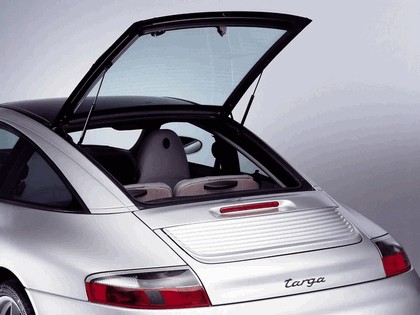 2002 Porsche 911 Targa 23