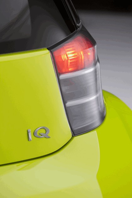 2009 Scion iQ concept 64