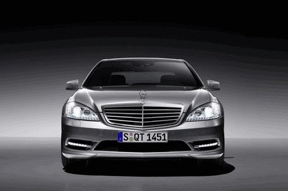 2009 Mercedes-Benz S-klasse with AMG Sports package 4