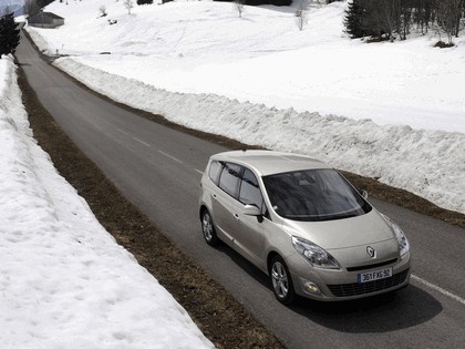 2009 Renault Grand Scenic 36