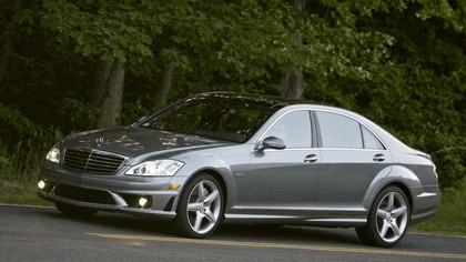 2009 Mercedes-Benz S63 AMG 23