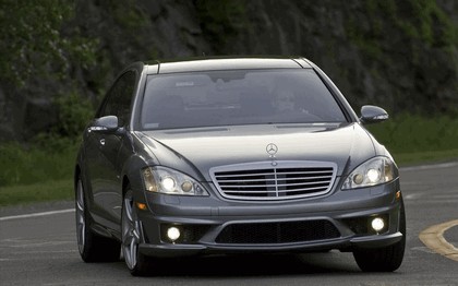 2009 Mercedes-Benz S63 AMG 29