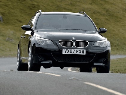 2007 BMW M5 ( E61 ) touring - UK version 4