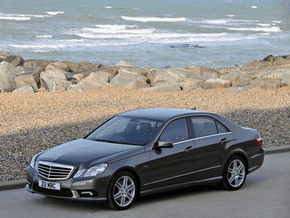 2009 Mercedes-Benz E220 CDI ( W212 ) AMG sports package - UK version 11