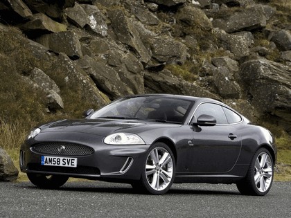 2009 Jaguar XK coupé - UK version 3