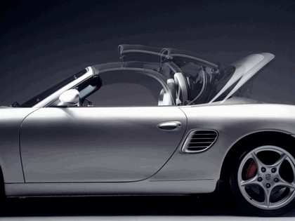 2003 Porsche Boxster 17