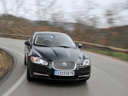 2009 Jaguar XF S diesel 32