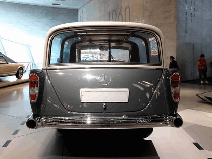 1960 Mercedes-Benz 300 Messwagen 6