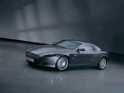 2004 Aston Martin DB9 10