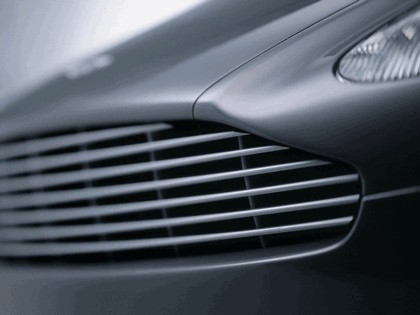 2004 Aston Martin DB9 14