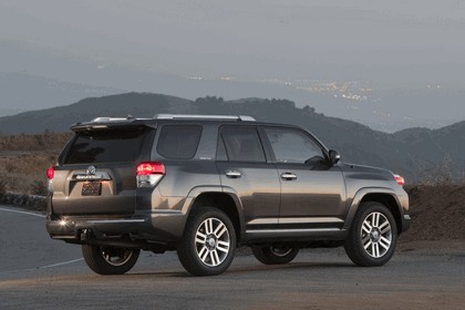 2010 Toyota 4Runner Limited 11