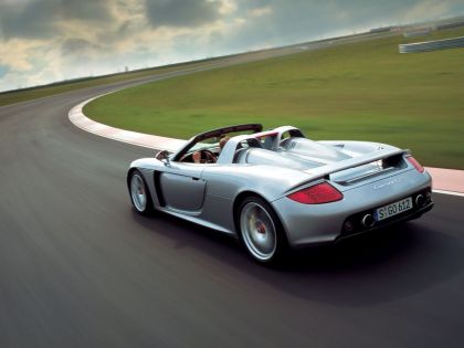 2004 Porsche Carrera GT 18
