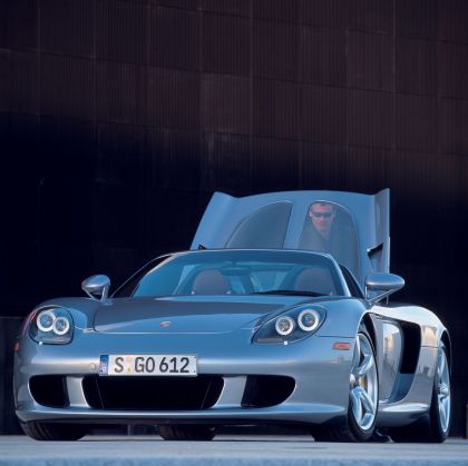 2004 Porsche Carrera GT 140