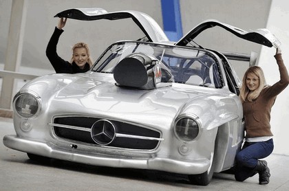 2009 Mercedes-Benz Gullwing Dragster 4