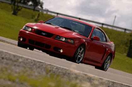 2004 Ford Mustang Cobra SVT 9