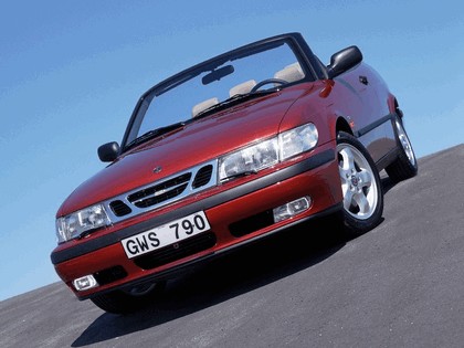 1998 Saab 9-3 convertible 10