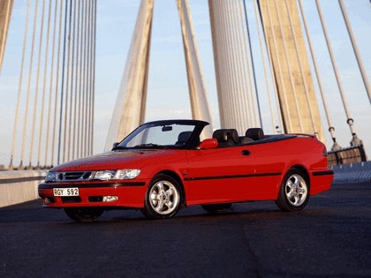 1998 Saab 9-3 convertible 28