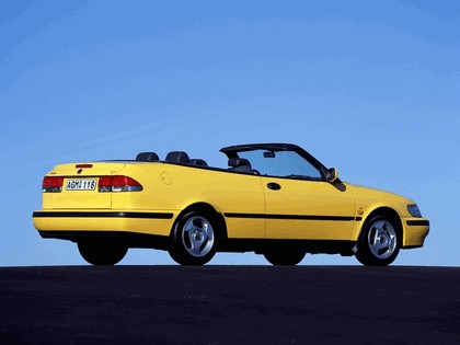 1998 Saab 9-3 convertible 36