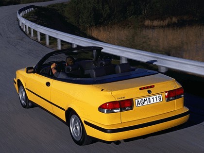 1998 Saab 9-3 convertible 44