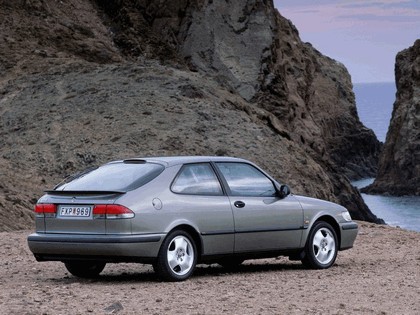 1998 Saab 9-3 coupé 10