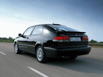 1998 Saab 9-3 coupé 21