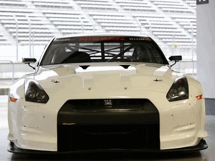 2009 Nissan GT-R R35 GT1 4