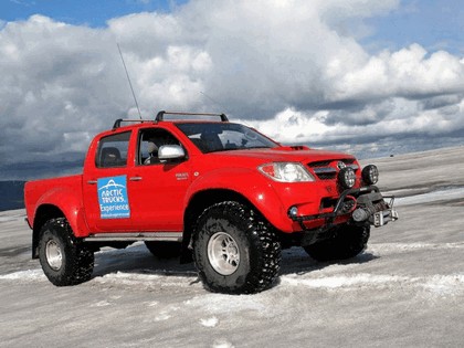 2009 Toyota Hilux Invincible Double Cab by Arctic Trucks 1