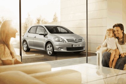 2010 Toyota Auris 15