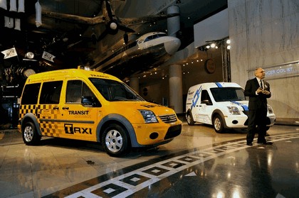 2011 Ford Connect Taxi 10