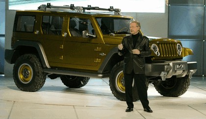 2004 Jeep Rescue concept 11