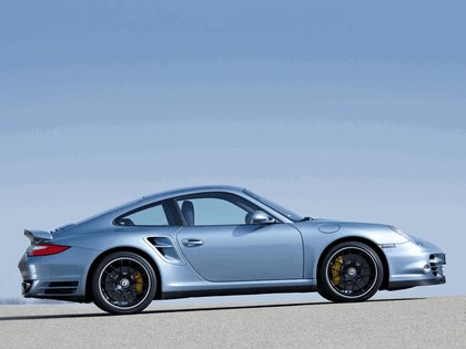 2010 Porsche 911 ( 997 ) Turbo S 11