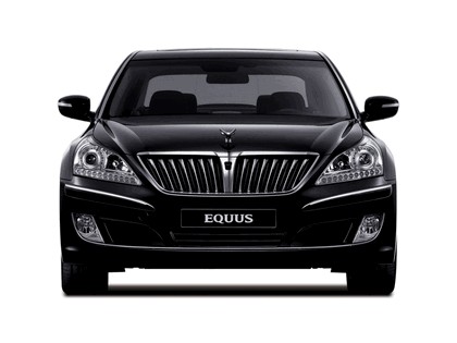 2010 Hyundai Equus 14