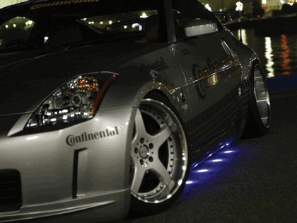 2004 Nissan 350z by Wald 5