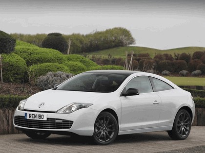 2010 Renault Laguna coupé Monaco GP Limited Edition 4