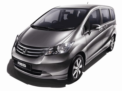 2010 Honda Freed 3