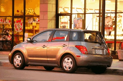 2004 Scion xA 9