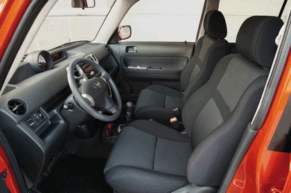 2004 Scion xB 18