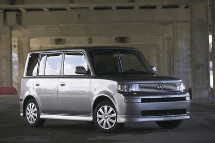 2004 Scion xB 25