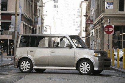 2004 Scion xB 26