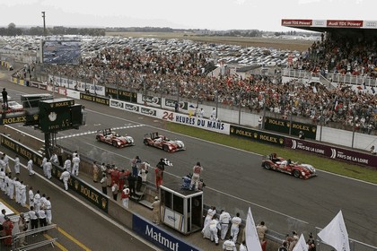 2010 Audi R15 TDI - 24hrs Le Mans 9