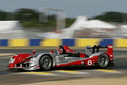 2010 Audi R15 TDI - 24hrs Le Mans 10