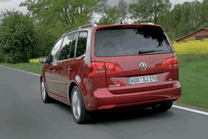 2010 Volkswagen Touran 9