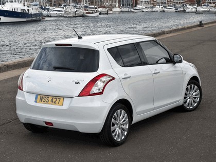 2010 Suzuki Swift SZ4 - UK version 3