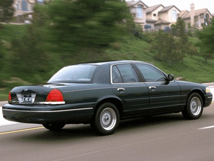 1998 Ford Crown Victoria 8